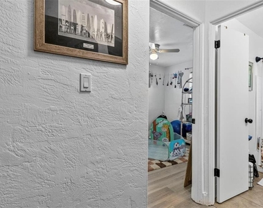 2608 Anastasia Drive - Photo Thumbnail 11
