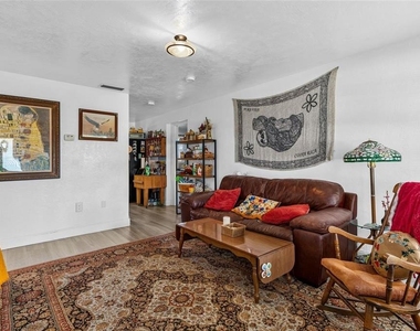 2608 Anastasia Drive - Photo Thumbnail 8