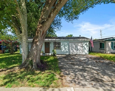 2608 Anastasia Drive - Photo Thumbnail 1