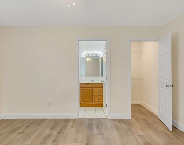 51 Wellwood Lane - Photo Thumbnail 11