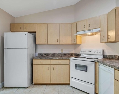 51 Wellwood Lane - Photo Thumbnail 7
