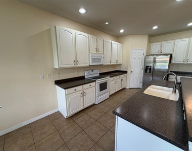2363 Bartek Place - Photo Thumbnail 4