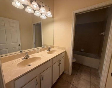 2363 Bartek Place - Photo Thumbnail 15