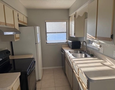 24540 Harborview Road - Photo Thumbnail 7