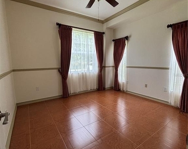 420 Wabash Terrace - Photo Thumbnail 17
