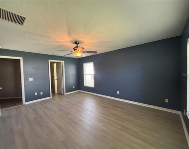 322 Mendoza Street - Photo Thumbnail 8