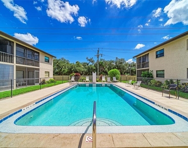 7237 Cloister Drive - Photo Thumbnail 21