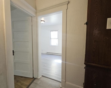 103 Terrace Street - Photo Thumbnail 9