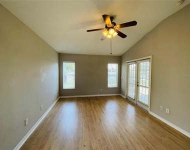1822 Raven Glen Drive - Photo Thumbnail 19