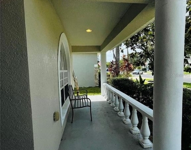 1822 Raven Glen Drive - Photo Thumbnail 3