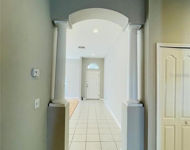 1822 Raven Glen Drive - Photo Thumbnail 6