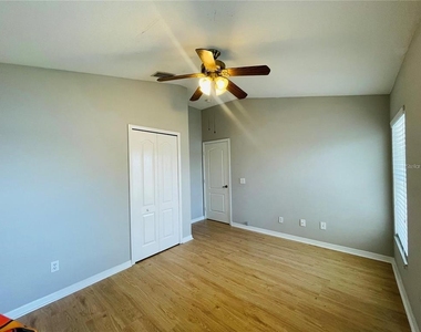 1822 Raven Glen Drive - Photo Thumbnail 15
