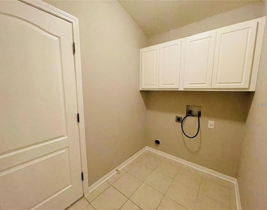 1822 Raven Glen Drive - Photo Thumbnail 11