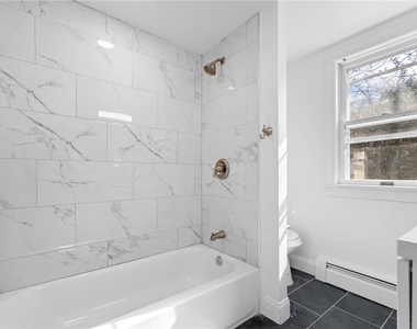 830 Gilly Avenue - Photo Thumbnail 8