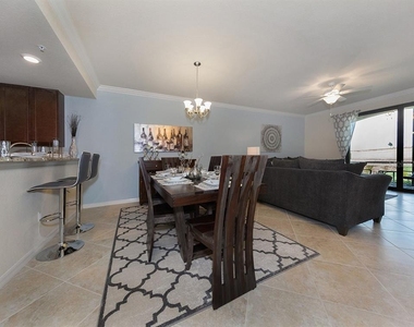 5528 Palmer Circle - Photo Thumbnail 10