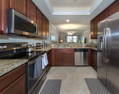 5528 Palmer Circle - Photo Thumbnail 5