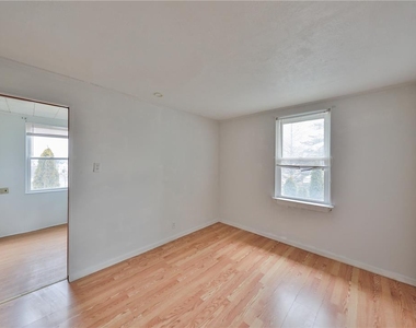 303 W Lincoln Street - Photo Thumbnail 22