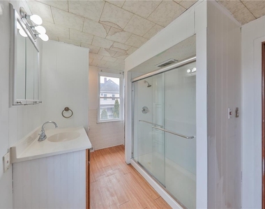 303 W Lincoln Street - Photo Thumbnail 17