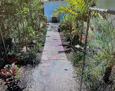 306 19th St. East - Photo Thumbnail 11