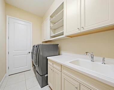 1037 River Wind Circle - Photo Thumbnail 25