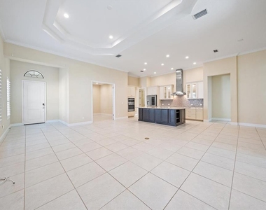 1037 River Wind Circle - Photo Thumbnail 12