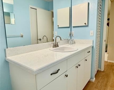 641 Hancock Avenue - Photo Thumbnail 9