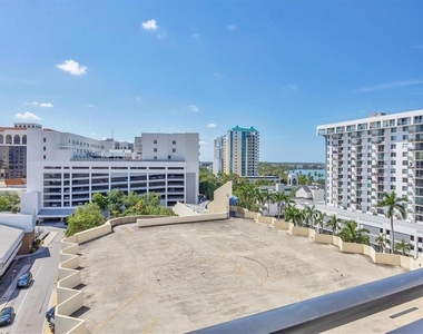 33 S Palm Avenue - Photo Thumbnail 26