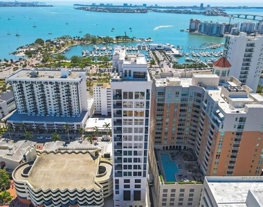 33 S Palm Avenue - Photo Thumbnail 31
