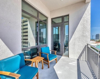 33 S Palm Avenue - Photo Thumbnail 23