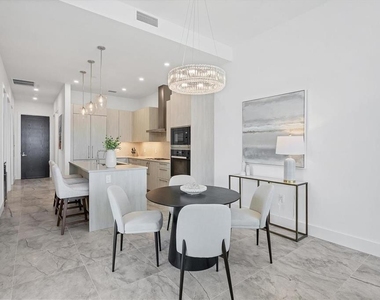 33 S Palm Avenue - Photo Thumbnail 9