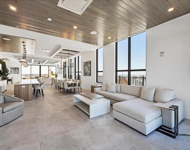 33 S Palm Avenue - Photo Thumbnail 36