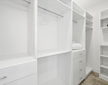 33 S Palm Avenue - Photo Thumbnail 17