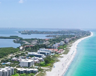 4540 Gulf Of Mexico Drive - Photo Thumbnail 31