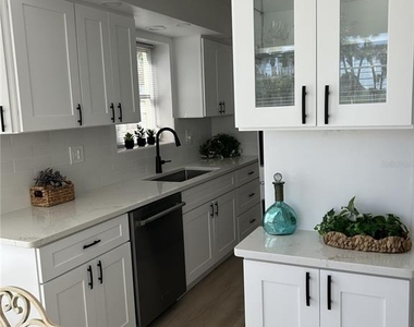 3808 Gulf Of Mexico Drive - Photo Thumbnail 3