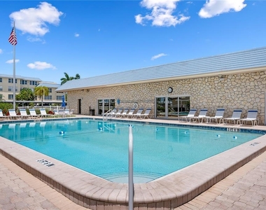 3808 Gulf Of Mexico Drive - Photo Thumbnail 30