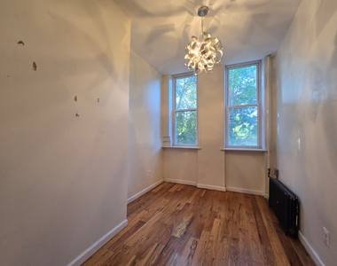 155 Bleecker Street - Photo Thumbnail 6