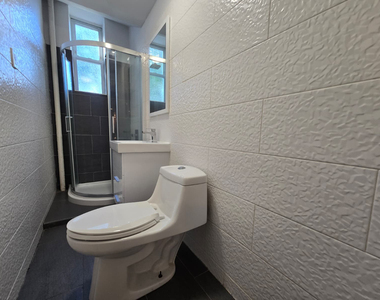 155 Bleecker Street - Photo Thumbnail 4