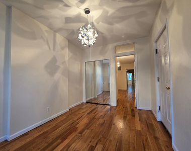 155 Bleecker Street - Photo Thumbnail 9