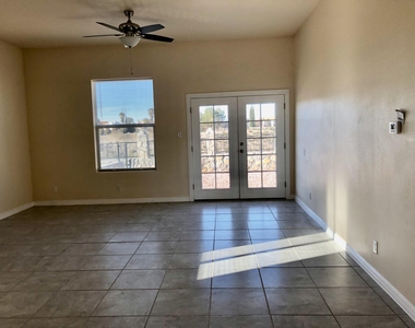 7581 Le Conte Drive - Photo Thumbnail 3