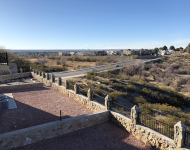 7581 Le Conte Drive - Photo Thumbnail 21