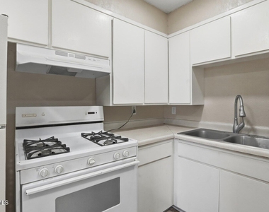 515 W Missouri Avenue - Photo Thumbnail 6