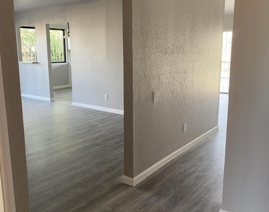 10801 Jack Fleck Drive - Photo Thumbnail 10