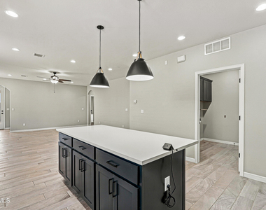 10748 Walden Pond Street - Photo Thumbnail 23
