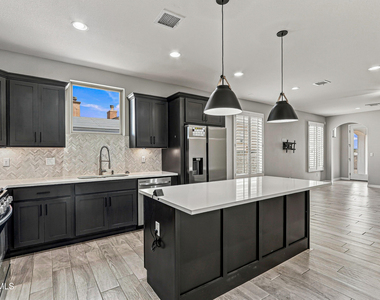 10748 Walden Pond Street - Photo Thumbnail 24