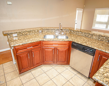1316 Desierto Azul Drive - Photo Thumbnail 8