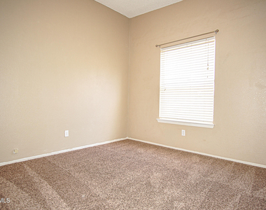 1316 Desierto Azul Drive - Photo Thumbnail 11