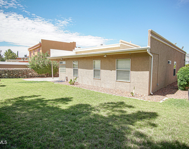 1316 Desierto Azul Drive - Photo Thumbnail 24
