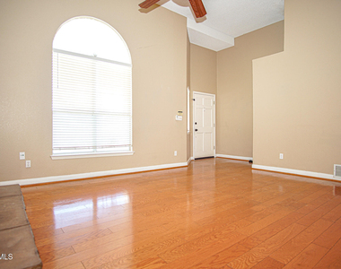 1316 Desierto Azul Drive - Photo Thumbnail 3