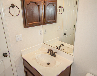1316 Desierto Azul Drive - Photo Thumbnail 14