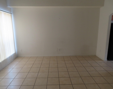 12860 Tierra Lince Drive - Photo Thumbnail 2